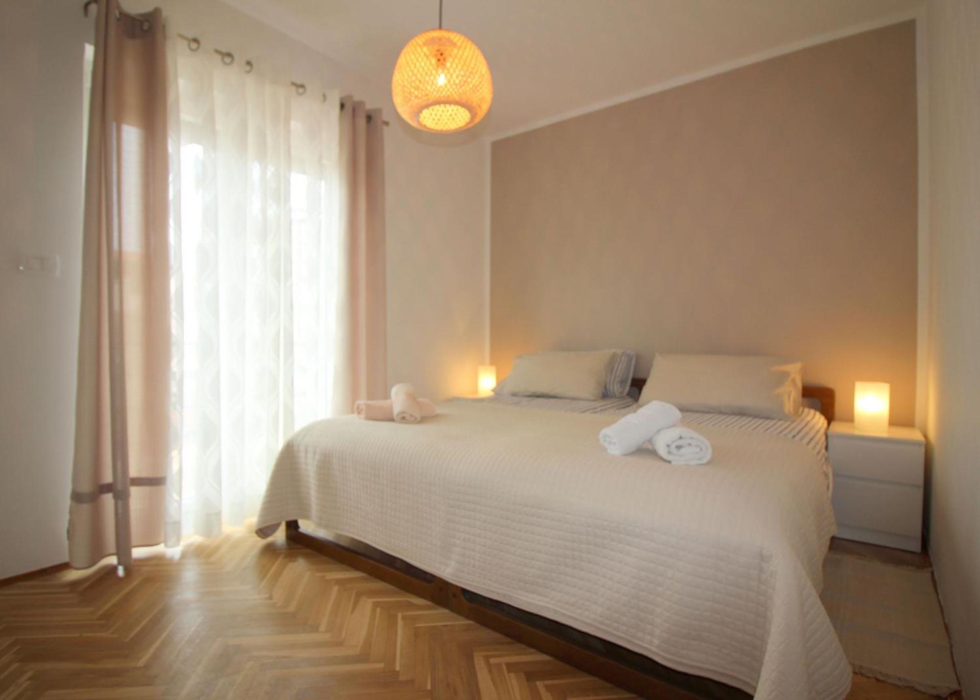 Jakomina 1 In Strandnaehe, Klimatisiert Apartman *